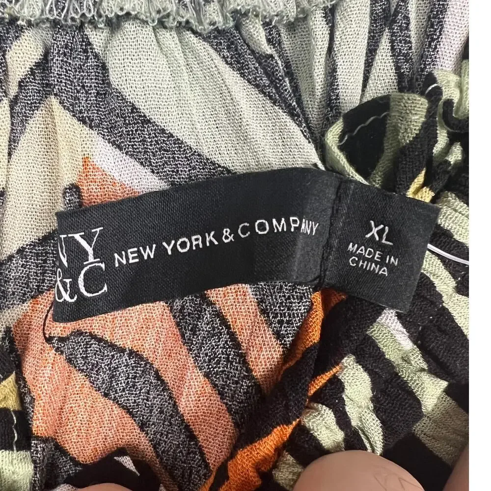 NWT New York & Company Women XL Safari Resortwear Maximalist Off Shoulder Blouse